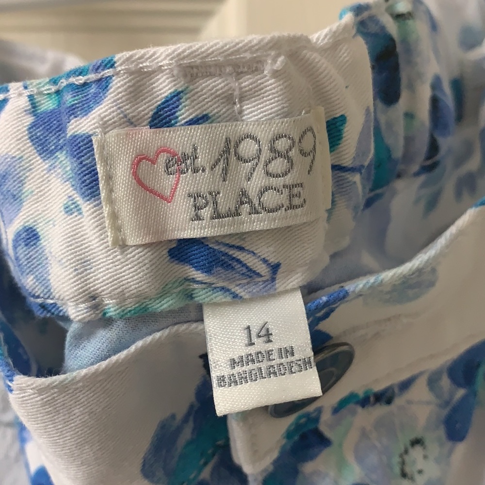 🌷3 for$25🌷1989 Place, US 14 (Kid’s) White, Blue & Turquoise Floral Shorts - Picture 9 of 11
